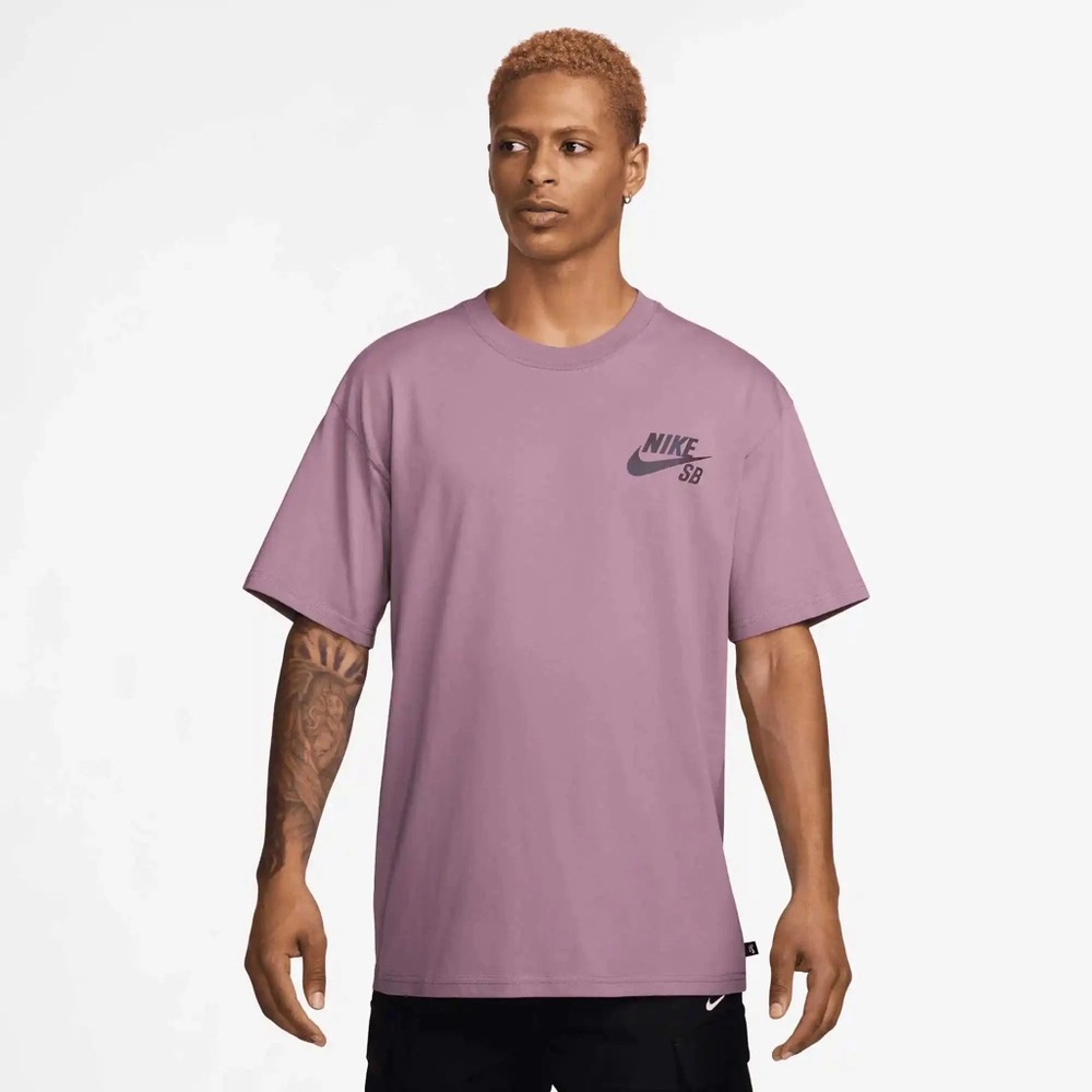 LIKE NEW NIKE SB LOGO SKATE T-SHIRT PLUM DUST LOOSE FIT